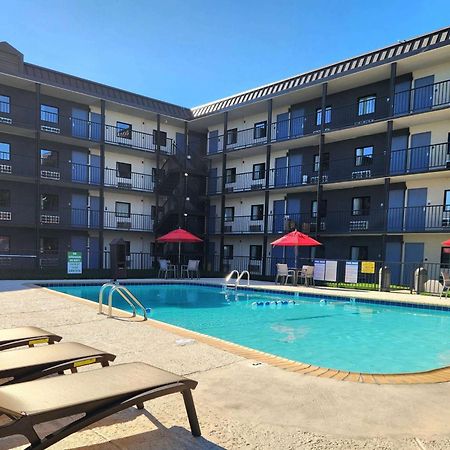 Days Inn By Wyndham Kenner/New Orleans Airport South Exterior foto
