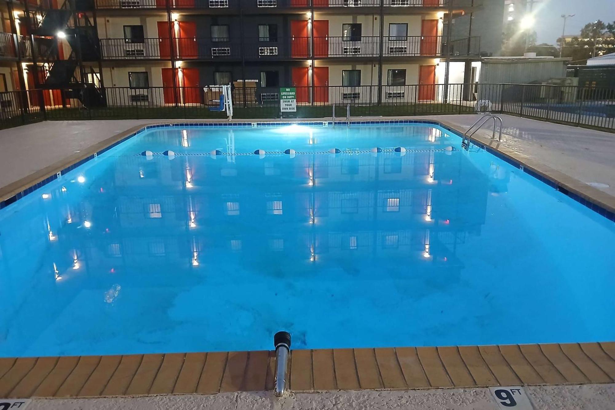 Days Inn By Wyndham Kenner/New Orleans Airport South Exterior foto